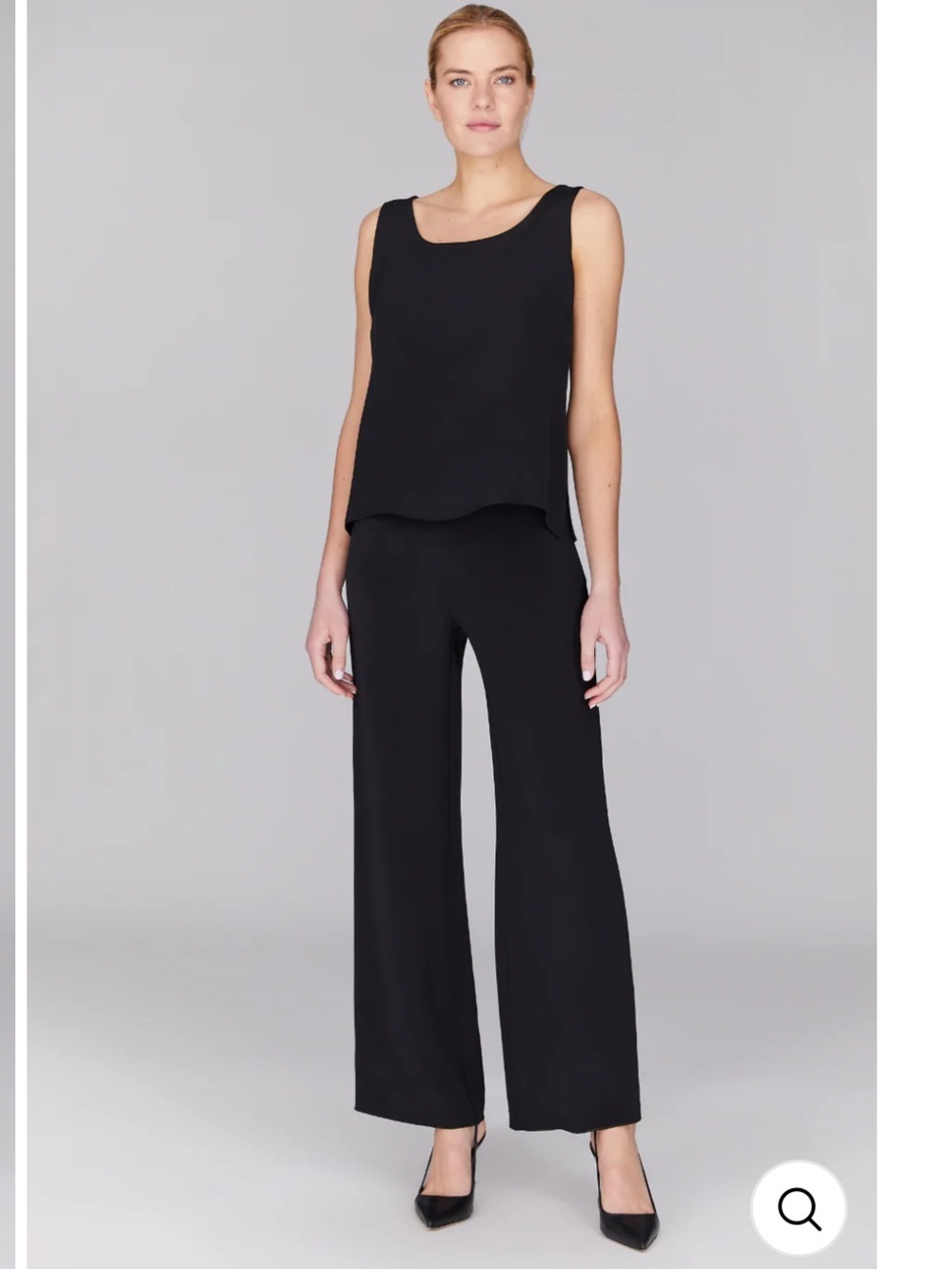 Emmelle black 100% silk wide leg side zip pants. Medium